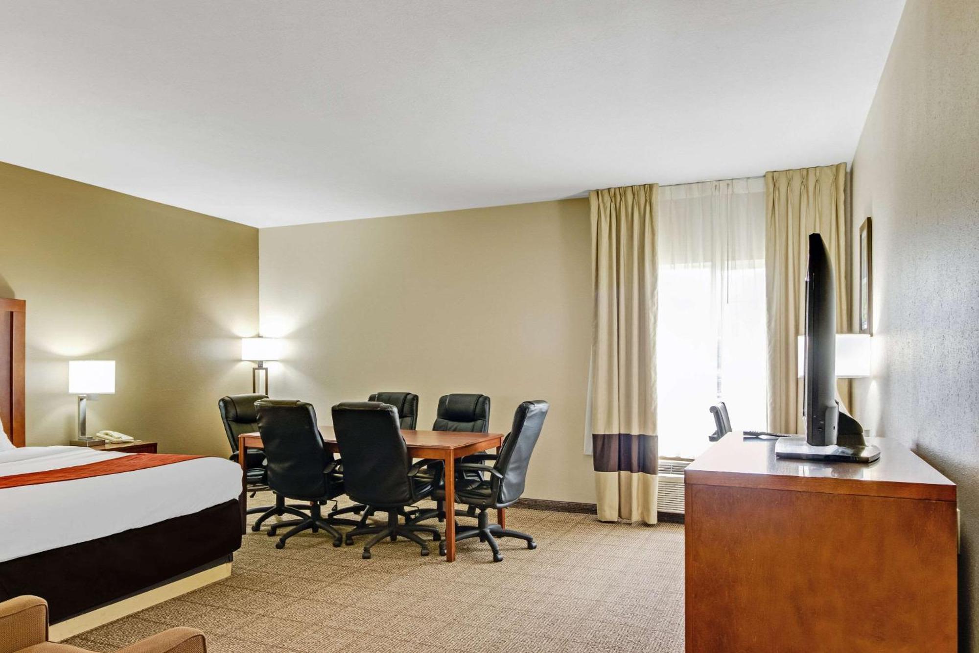 Comfort Inn Henderson Extérieur photo
