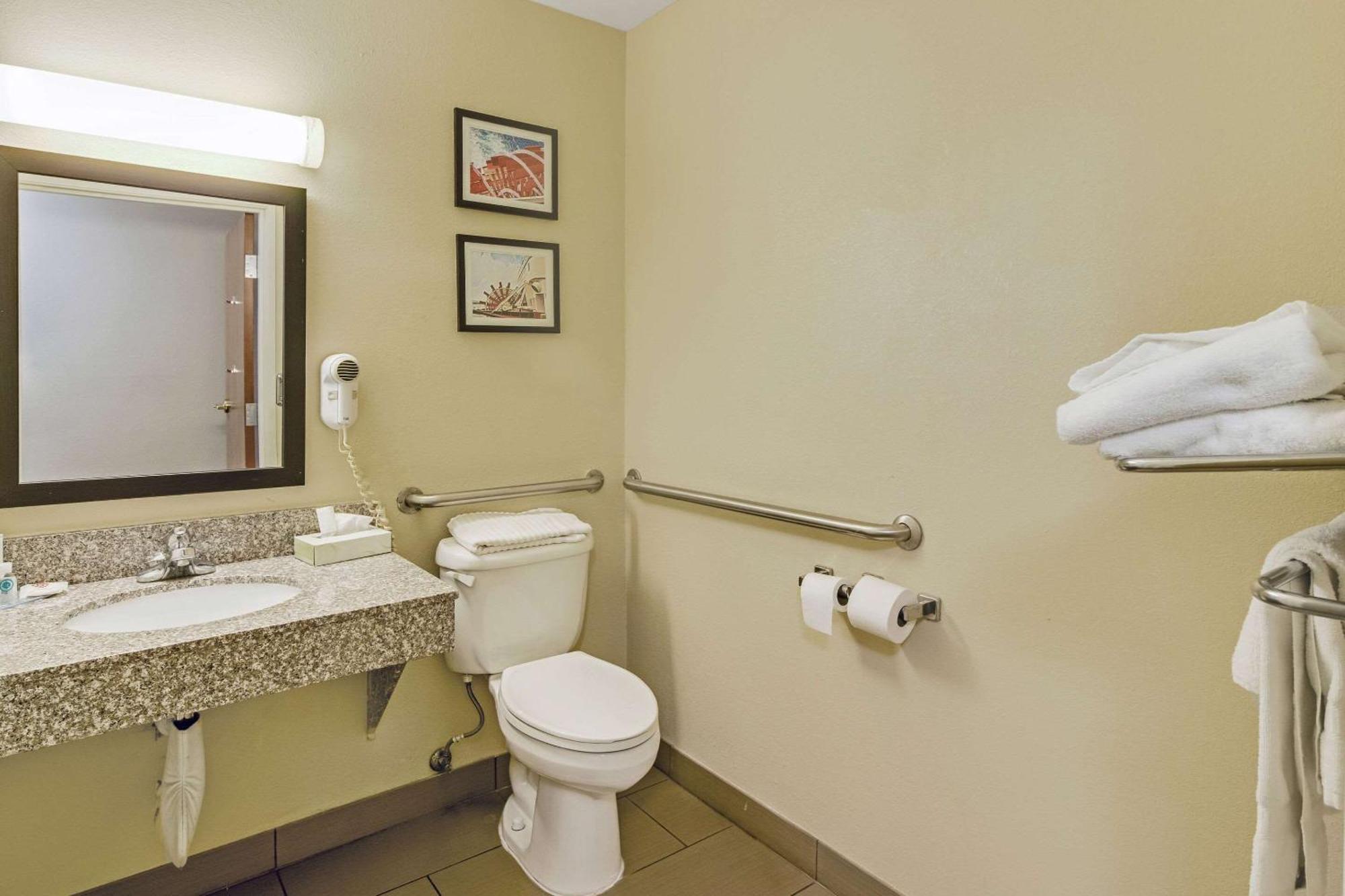Comfort Inn Henderson Extérieur photo